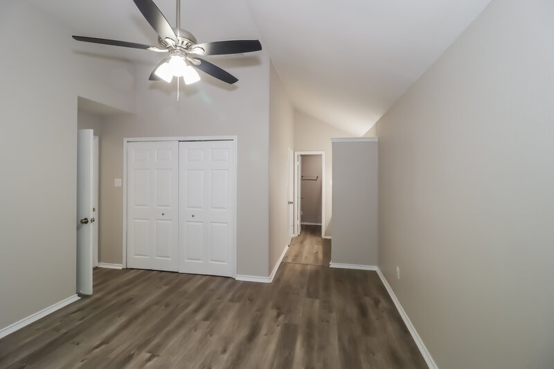 2,055/Mo, 704 Clearwater Trl Round Rock, TX 78664 Main Bedroom View 2