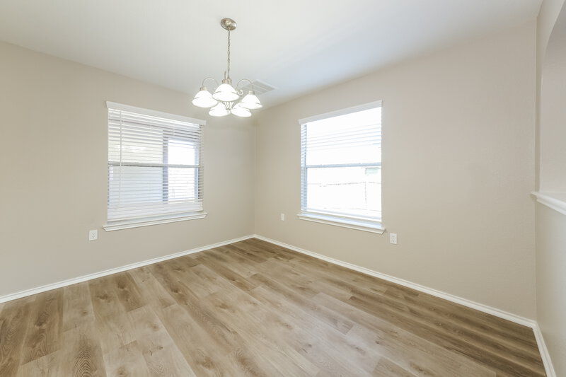 1,925/Mo, 13125 Briarcreek Loop Manor, TX 78653 Dining Room View