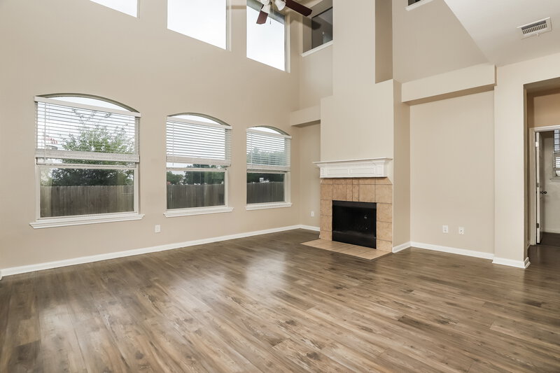 2,195/Mo, 539 W Metcalfe St Hutto, TX 78634 Misc View 3