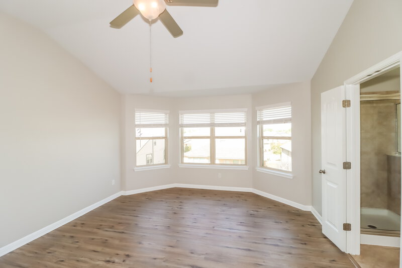 2,635/Mo, 8120 Pescara Cv Round Rock, TX 78665 Main Bedroom View