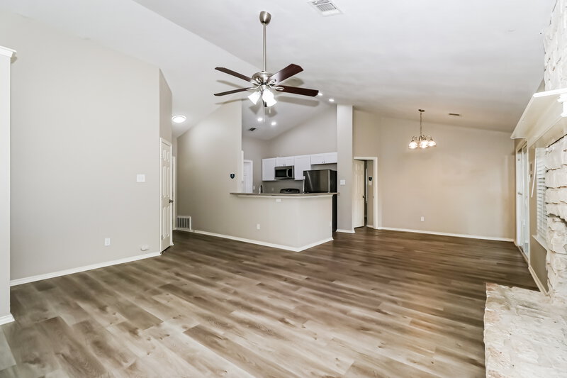 1,810/Mo, 1806 Primrose Trl Round Rock, TX 78664 Living Room View 2