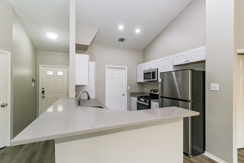 1,810/Mo, 1806 Primrose Trl Round Rock, TX 78664 Kitchen View
