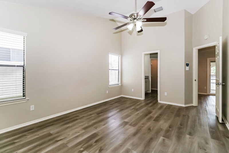 1,810/Mo, 1806 Primrose Trl Round Rock, TX 78664 Main Bedroom View