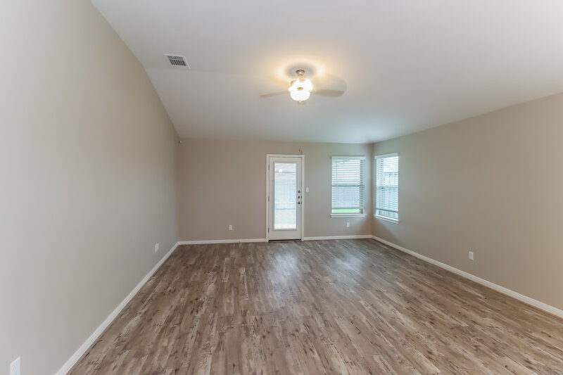 2,300/Mo, 5802 Lucca Ln Round Rock, TX 78665 Living Room View