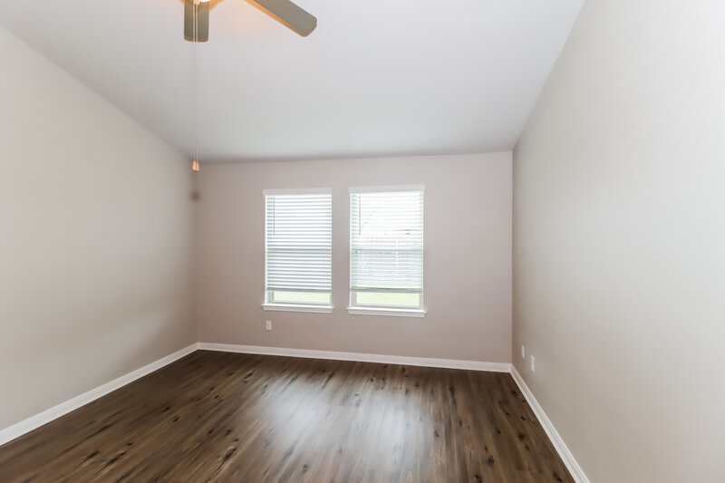 2,300/Mo, 5802 Lucca Ln Round Rock, TX 78665 Main Bedroom View