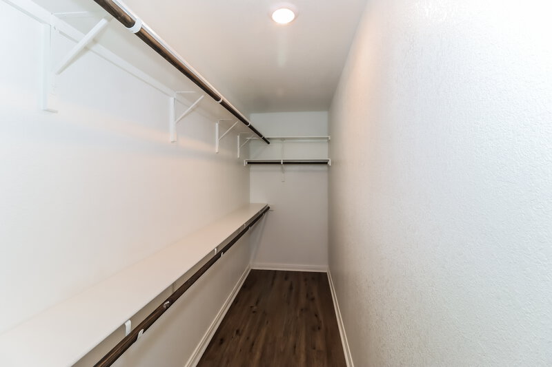 2,300/Mo, 5802 Lucca Ln Round Rock, TX 78665 Walk In Closet View