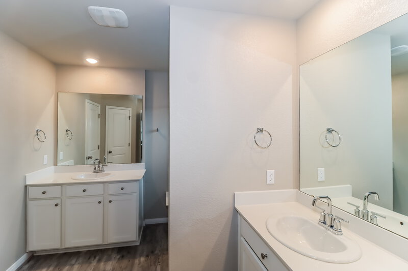 2,300/Mo, 5802 Lucca Ln Round Rock, TX 78665 Bathroom View 2