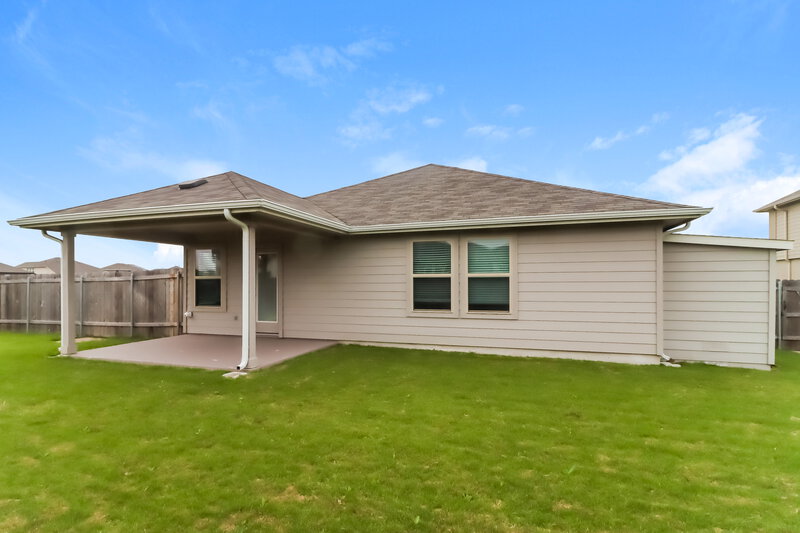 2,300/Mo, 5802 Lucca Ln Round Rock, TX 78665 Rear View