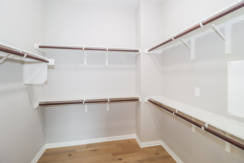 2,940/Mo, 120 Turvey Cv Hutto, TX 78634 Walk In Closet View