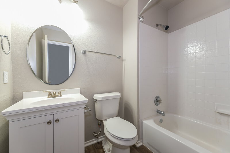 2,220/Mo, 2416 Byfield Dr Cedar Park, TX 78613 Bathroom View