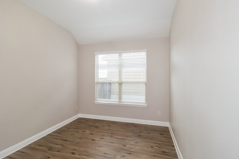 2,135/Mo, 116 Buescher Cv Hutto, TX 78634 Bedroom View 3