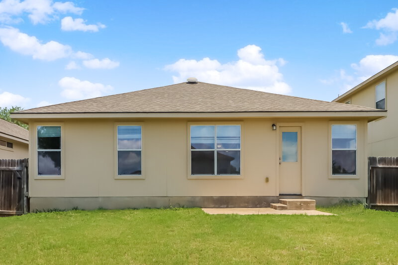 2,380/Mo, 223 Rock Hound Ln Liberty Hill, TX 78642 Rear View