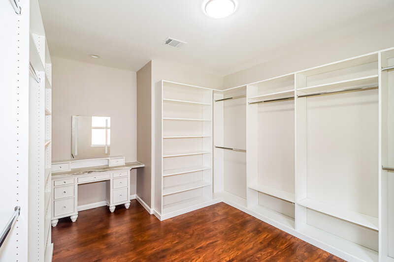 2,560/Mo, 16917 Tortoise St Round Rock, TX 78664 Amenities View