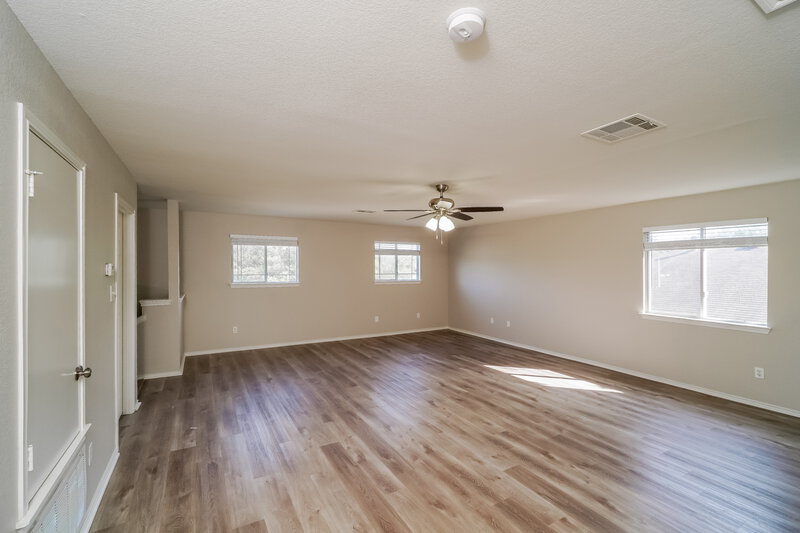 2,295/Mo, 117 Mood Lake Dr Kyle, TX 78640 Playroom View