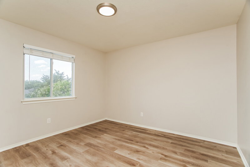 1,800/Mo, 117 Mood Lake Dr Kyle, TX 78640 Bedroom View