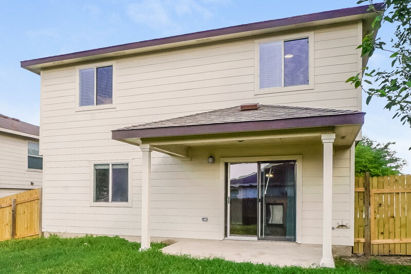 2,295/Mo, 117 Mood Lake Dr Kyle, TX 78640 Rear View