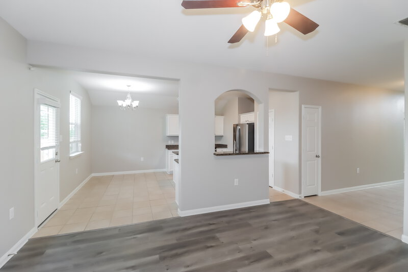 1,795/Mo, 400 Captain Grumbles Dr Jarrell, TX 76537 Misc View 3