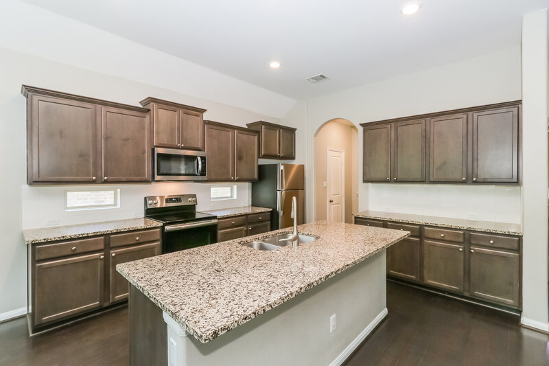 3,270/Mo, 409 Pinnacle View Dr Georgetown, TX 78628 Kitchen View