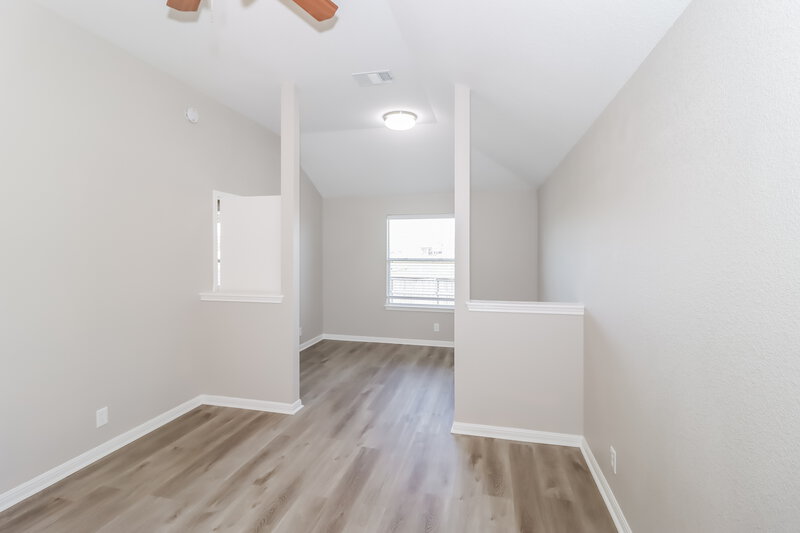 1,930/Mo, 212 Avalanche Ave Georgetown, TX 78626 Main Bedroom View 2