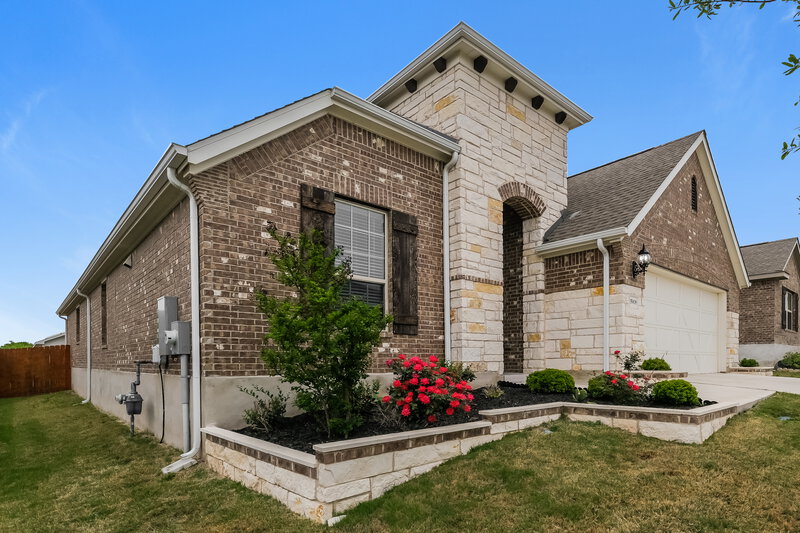 2,725/Mo, 5908 Bianca Dr Round Rock, TX 78665 Front View