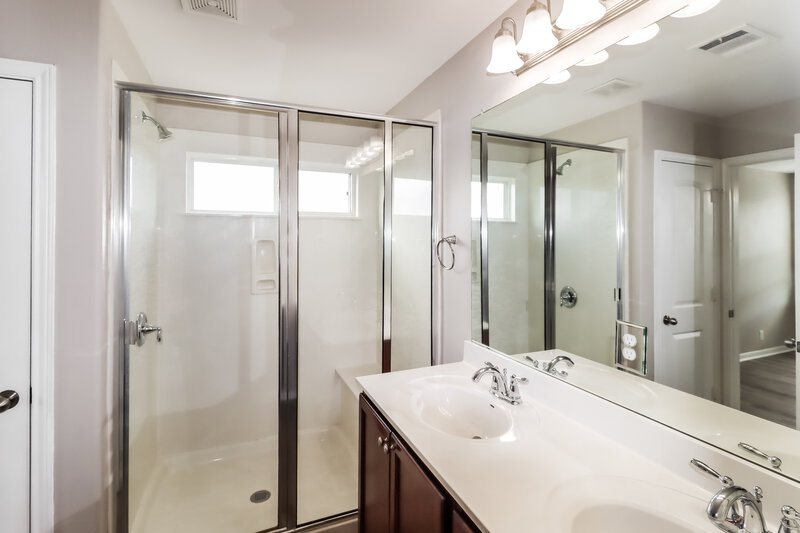 2,620/Mo, 902 Lost Pines Ln Cedar Park, TX 78613 Main Bathroom View