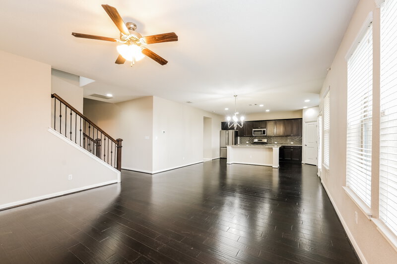 2,750/Mo, 312 Landing Ln Leander, TX 78641 Living Room View 2