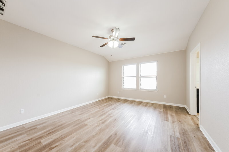 2,750/Mo, 312 Landing Ln Leander, TX 78641 Main Bedroom View