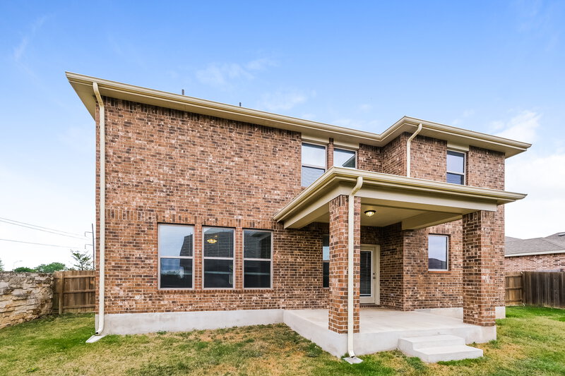 2,750/Mo, 312 Landing Ln Leander, TX 78641 Rear View 2