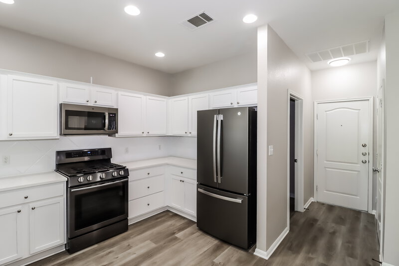 2,095/Mo, 1809 Creek Ledge Pl Round Rock, TX 78664 Kitchen View 2