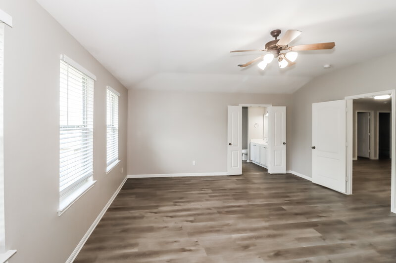 2,095/Mo, 1809 Creek Ledge Pl Round Rock, TX 78664 Main Bedroom View 2