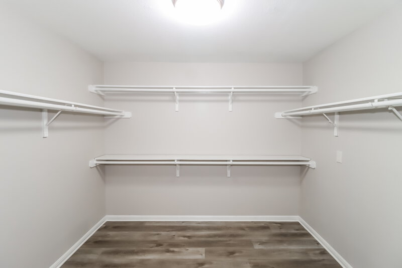 2,095/Mo, 1809 Creek Ledge Pl Round Rock, TX 78664 Closet View