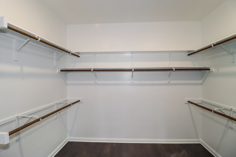 2,410/Mo, 8113 Pescara Cv Round Rock, TX 78665 Walk In Closet View