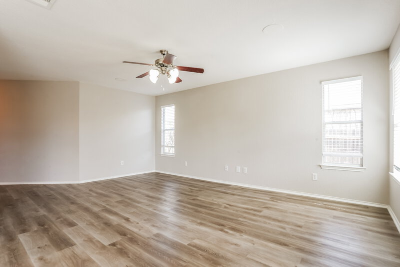 1,970/Mo, 105 Altamont St Hutto, TX 78634 Living Room View