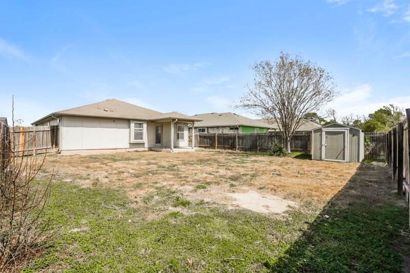 1,970/Mo, 105 Altamont St Hutto, TX 78634 Rear View