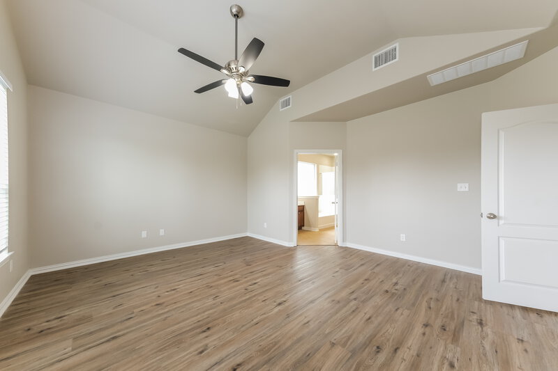 3,035/Mo, 1109 Briscoe Cv Hutto, TX 78634 Main Bedroom View 2