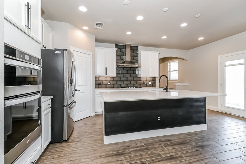 2,930/Mo, 160 Isabella Way Liberty Hill, TX 78642 Kitchen View 2