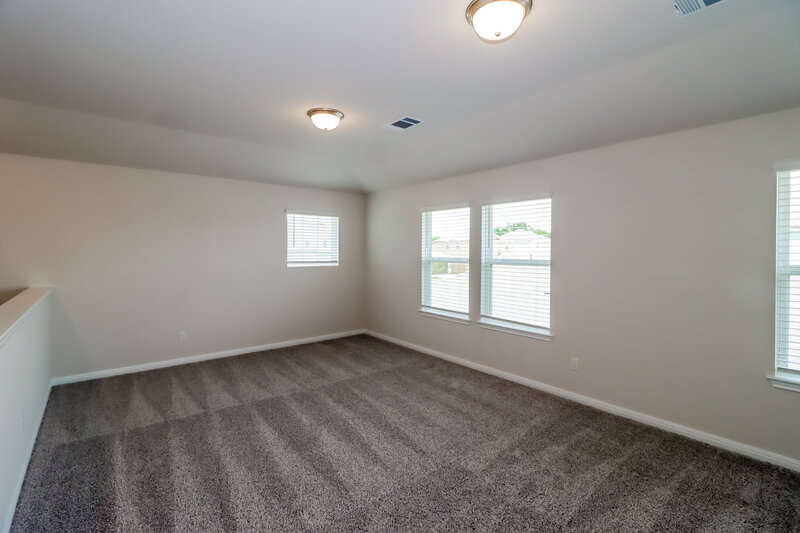 2,030/Mo, 902 Main St Hutto, TX 78634 Loft View