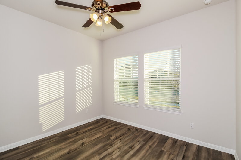 2,325/Mo, 116 Oakdale Meadows Ln Hutto, TX 78634 Main Bedroom View
