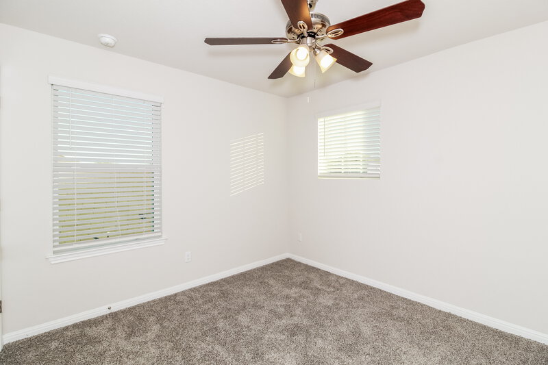 2,325/Mo, 116 Oakdale Meadows Ln Hutto, TX 78634 Bedroom View 3