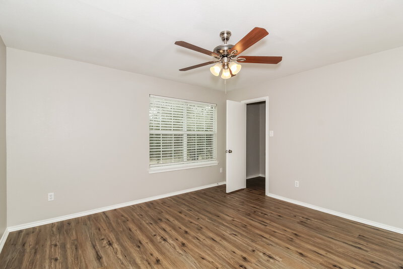 1,780/Mo, 1021 Shadow Creek Blvd Buda, TX 78610 Bedroom View