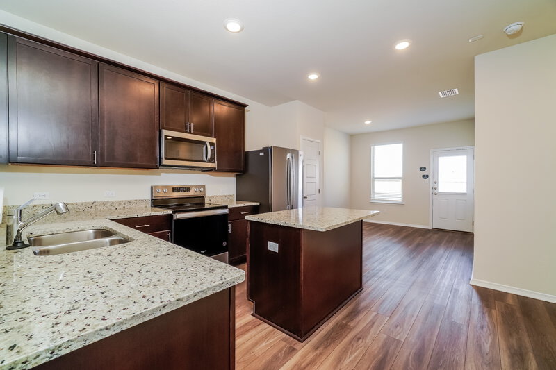 1,755/Mo, 322 Ellwood Rd Maxwell, TX 78656 Kitchen View 2