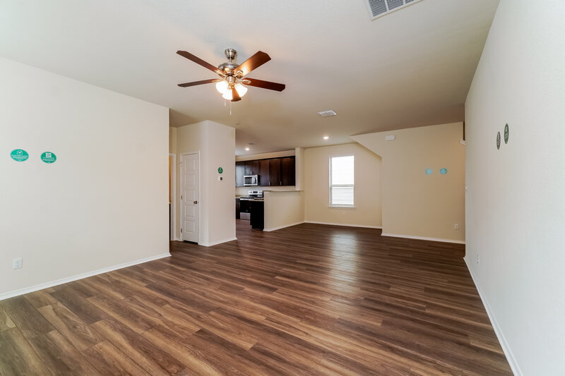 1,840/Mo, 314 Ellwood Rd Maxwell, TX 78656 Living Room View 2