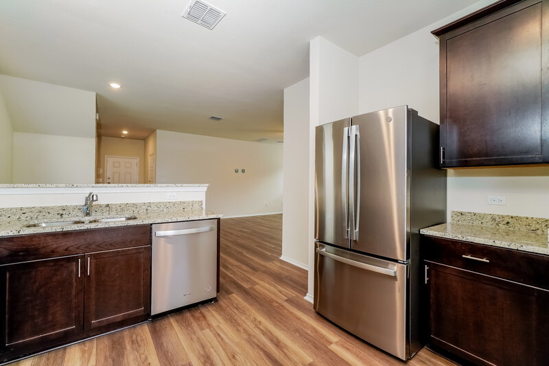 1,840/Mo, 314 Ellwood Rd Maxwell, TX 78656 Kitchen View 2