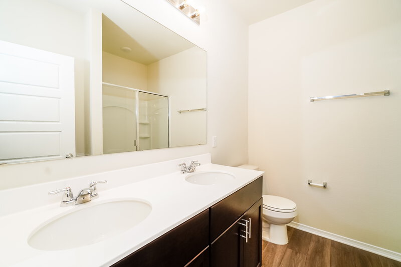 1,625/Mo, 298 Ellwood Rd Maxwell, TX 78656 Main Bathroom View