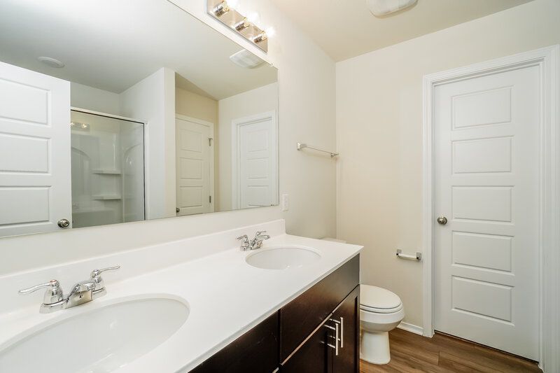 1,865/Mo, 258 Ellwood Rd Maxwell, TX 78656 Main Bathroom View