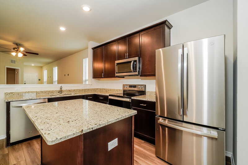 1,735/Mo, 248 Ellwood Rd Maxwell, TX 78656 Kitchen View 2