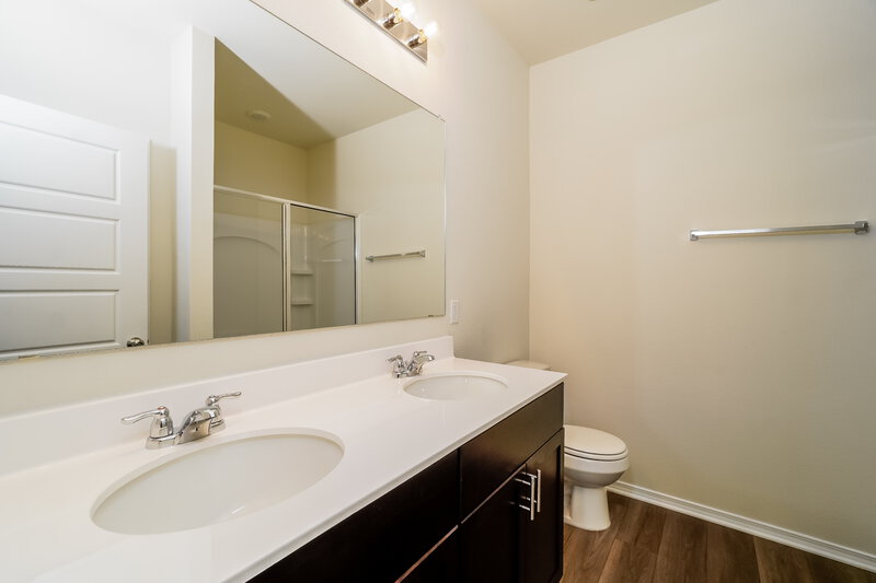 1,735/Mo, 248 Ellwood Rd Maxwell, TX 78656 Main Bathroom View