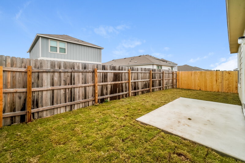 1,735/Mo, 248 Ellwood Rd Maxwell, TX 78656 Exterior View