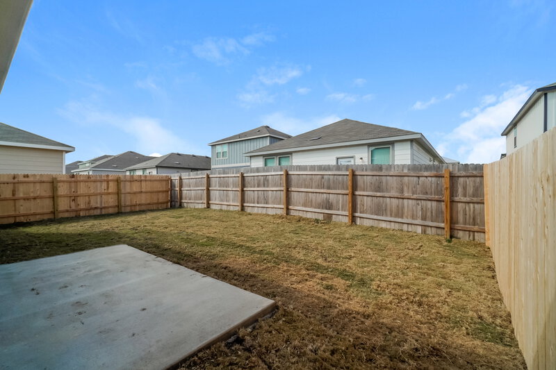 1,595/Mo, 240 Ellwood Rd Maxwell, TX 78656 Rear View 2