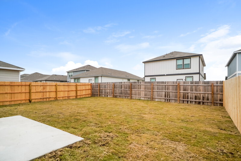 1,760/Mo, 232 Ellwood Rd Maxwell, TX 78656 Exterior View